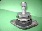 0983932 2.3 3.0 5.8 Volvo Rear Cobra Sx Motor 5.7 Mount 4.3 Omc 5.0 983932