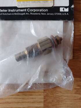 A8710-1 Aqua Meter Vintage Engine Temperature Sensor A8710e