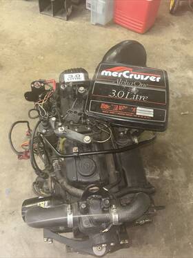 0c529812 Mercruiser 140 Hp 4 Cylinder 3.0l Engine 1987 Runs Complete I Will Ship It