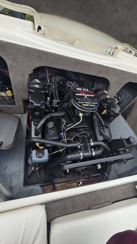 L096707 Mercruiser 5.0 L 305 V8 Boat Engine Fresh Water