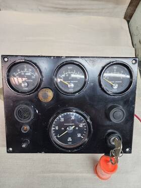 Volvo 843525 Penta Early Diesel Tamd Aqad Instrument Panel 12v Used Nla