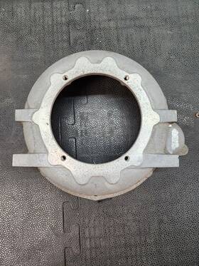 Volvo Penta 826737 Bb 115 Vintage Flywheel Housing