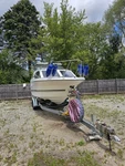 1997 Bayliner Ciera Express 2452 24' Cruiser Trailer. Fixed Price $10500.00.