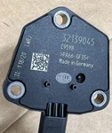 Genuine Volvo Level Sensor 32139045. Fixed Price $148.00.