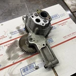 Caterpillar Marine 3116 Oil Pump 2W8091. Fixed Price $199.00.
